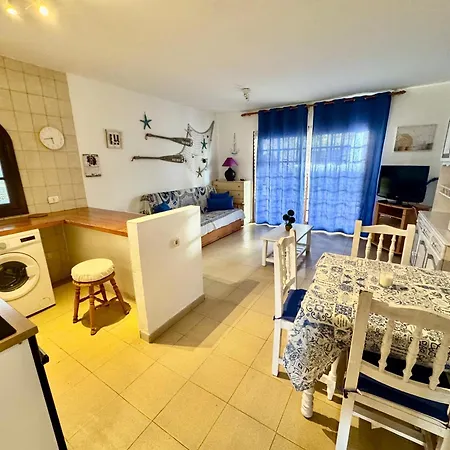 One-bedroom With Pool At Bounganvillas San Eugenio Apartment