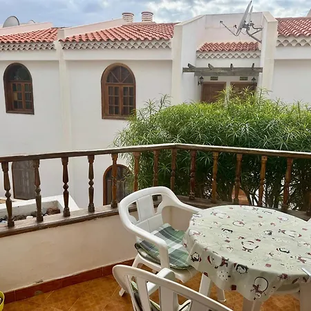 With Pool At Bounganvillas San Eugenio * אדחה